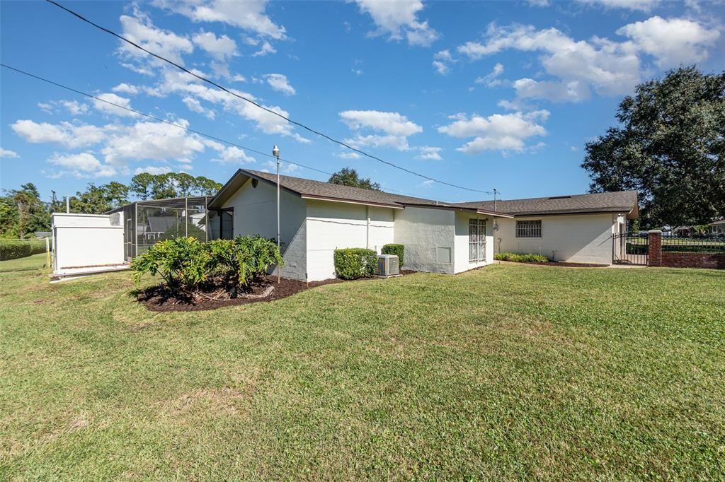 En Venta: $697,000 (4 camas, 3 baños, 3456 Pies cuadrados)