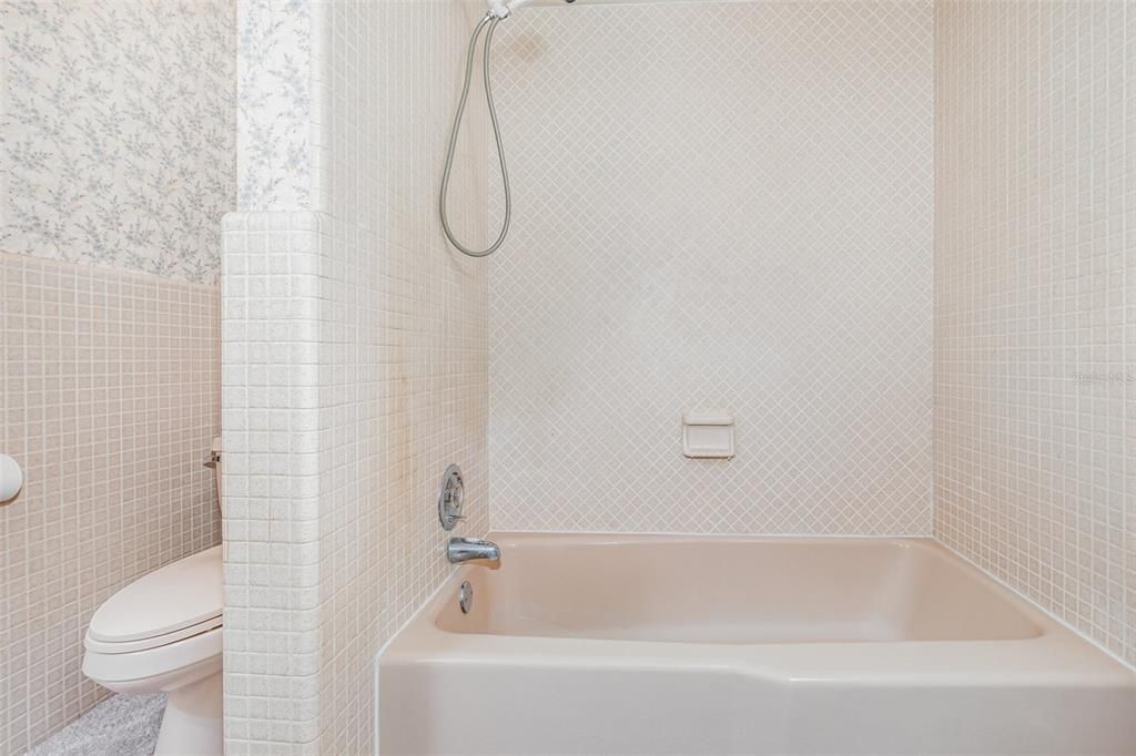 En Venta: $697,000 (4 camas, 3 baños, 3456 Pies cuadrados)