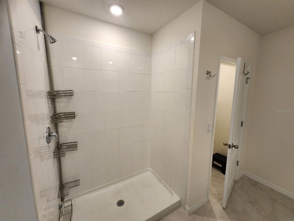 En Renta: $2,495 (3 camas, 2 baños, 1690 Pies cuadrados)