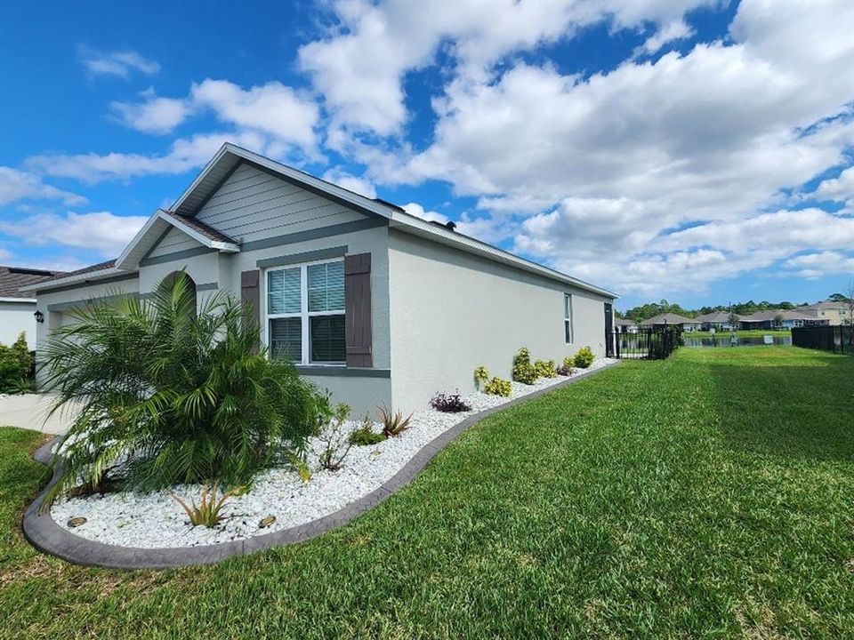 En Renta: $2,495 (3 camas, 2 baños, 1690 Pies cuadrados)