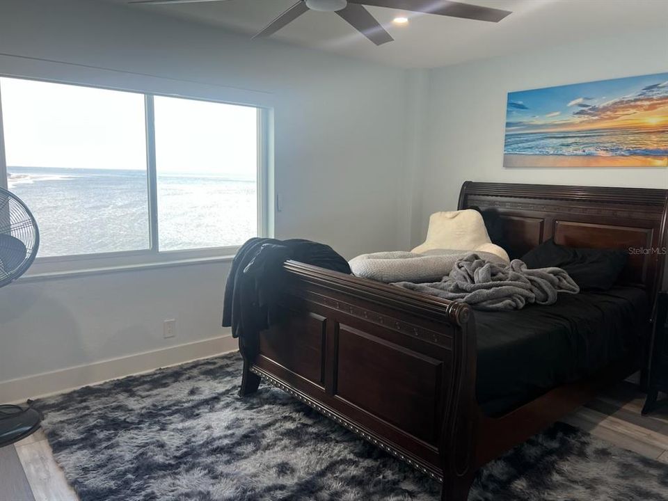 出租: $2,850 (1 贝兹, 1 浴室, 900 平方英尺)