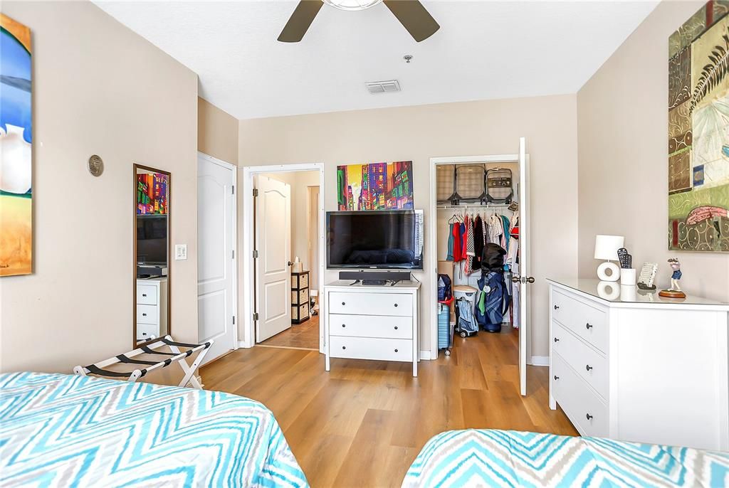 В аренду: $2,500 (3 спален, 2 ванн, 1405 Квадратных фут)