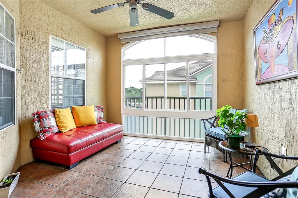 В аренду: $2,500 (3 спален, 2 ванн, 1405 Квадратных фут)