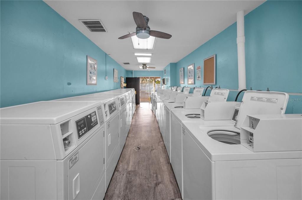 For Sale: $135,000 (1 beds, 1 baths, 600 Square Feet)