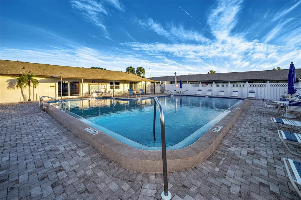 For Sale: $135,000 (1 beds, 1 baths, 600 Square Feet)