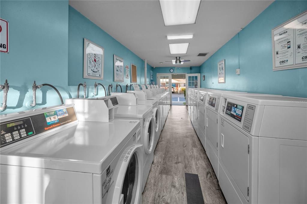 For Sale: $135,000 (1 beds, 1 baths, 600 Square Feet)