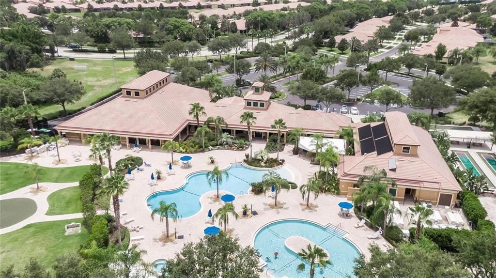 合同活跃: $299,999 (2 贝兹, 2 浴室, 1393 平方英尺)