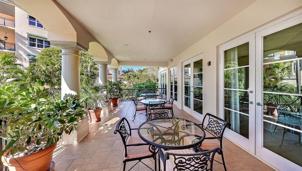 Active With Contract: $4,500,000 (3 beds, 2 baths, 3060 Square Feet)
