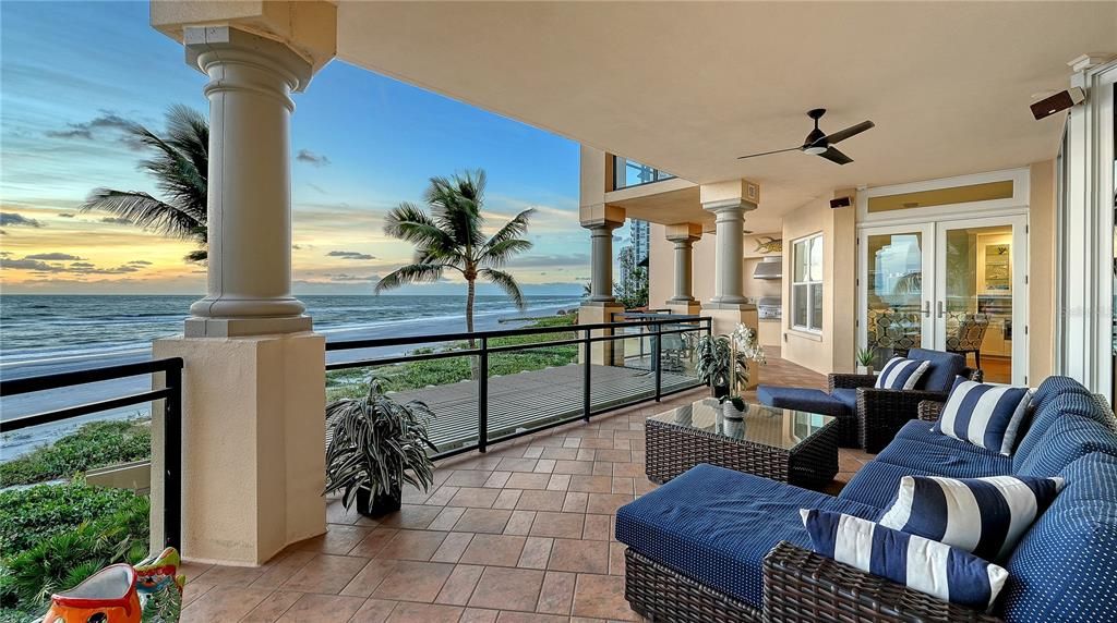 Active With Contract: $4,500,000 (3 beds, 2 baths, 3060 Square Feet)