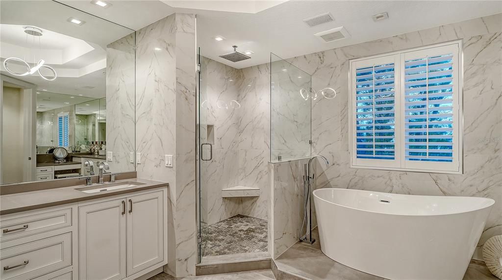 Active With Contract: $4,500,000 (3 beds, 2 baths, 3060 Square Feet)