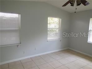 For Rent: $1,575 (2 beds, 1 baths, 900 Square Feet)