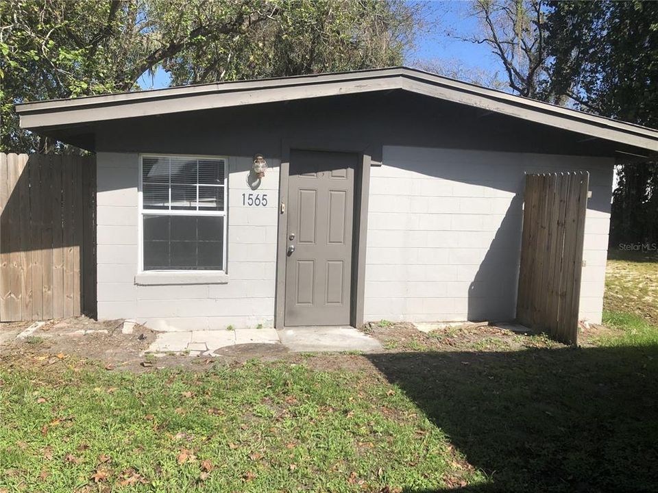 For Rent: $1,575 (2 beds, 1 baths, 900 Square Feet)