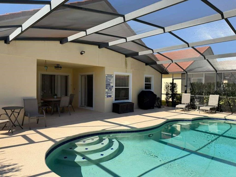 出租: $2,500 (4 贝兹, 2 浴室, 1477 平方英尺)