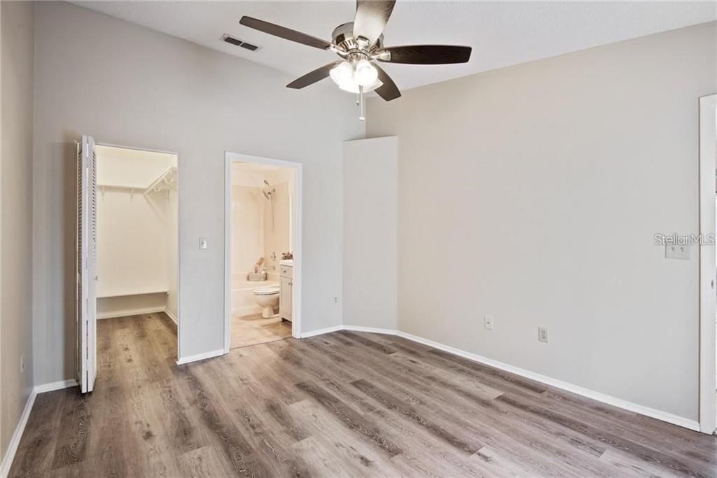 For Rent: $1,595 (2 beds, 2 baths, 912 Square Feet)