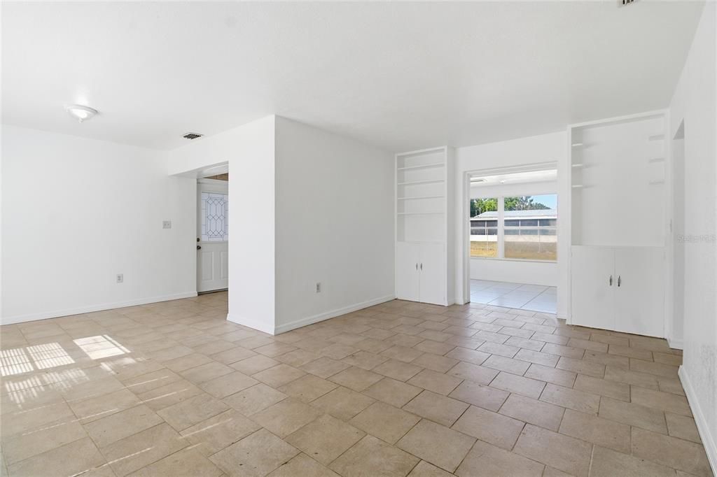 На продажу: $239,500 (3 спален, 1 ванн, 1260 Квадратных фут)