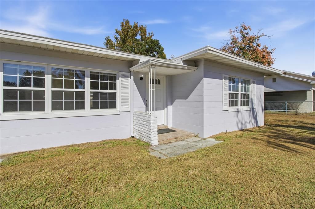 На продажу: $239,500 (3 спален, 1 ванн, 1260 Квадратных фут)