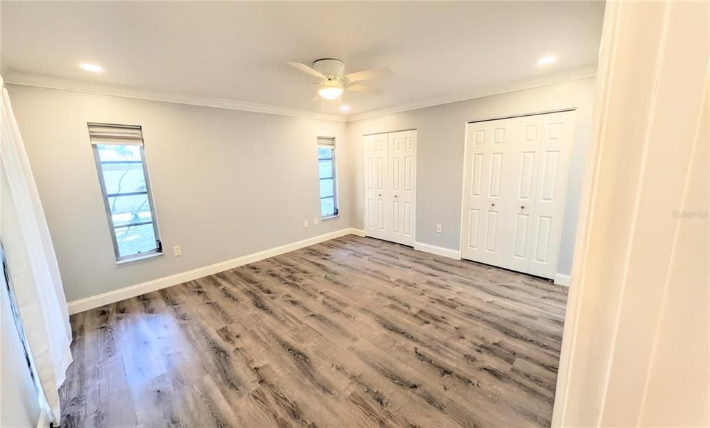 Active With Contract: $2,500 (3 beds, 2 baths, 1344 Square Feet)