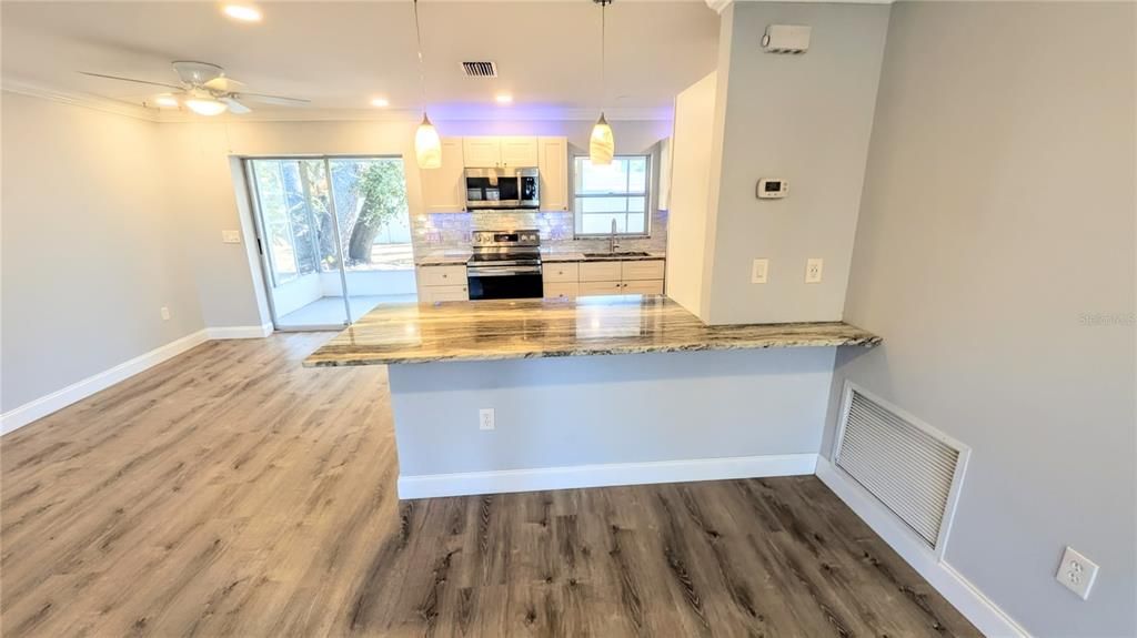 Active With Contract: $2,500 (3 beds, 2 baths, 1344 Square Feet)