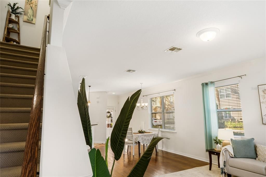 For Rent: $2,500 (3 beds, 2 baths, 1541 Square Feet)