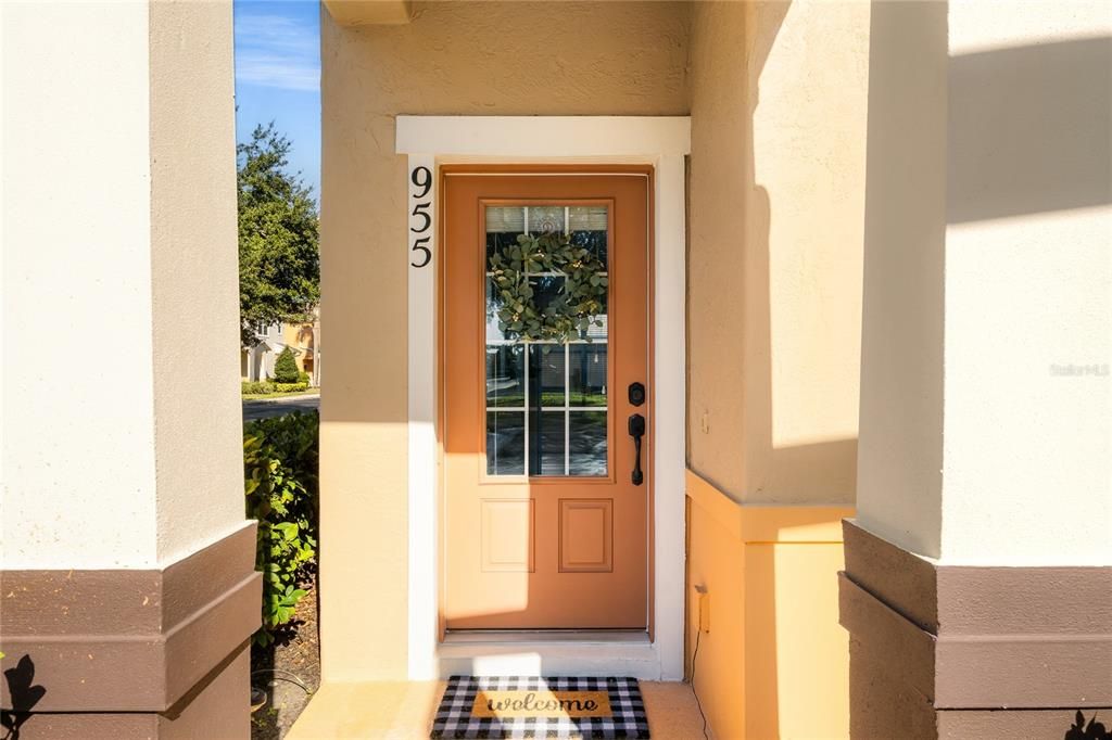 For Rent: $2,500 (3 beds, 2 baths, 1541 Square Feet)