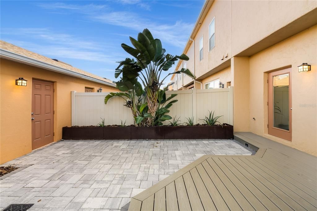 For Rent: $2,500 (3 beds, 2 baths, 1541 Square Feet)