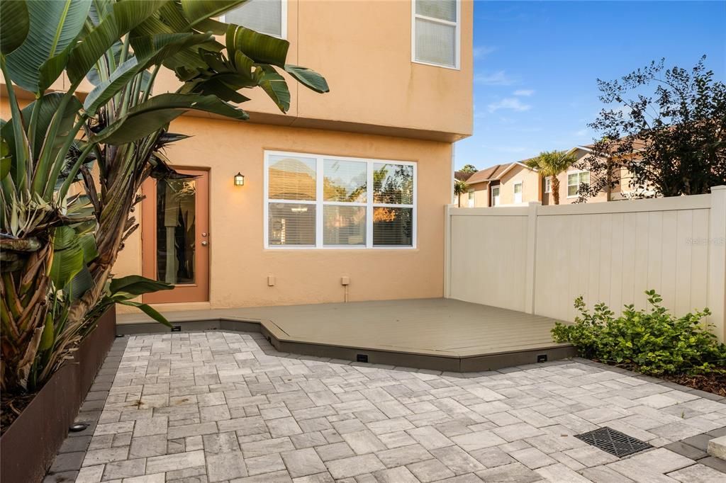 For Rent: $2,500 (3 beds, 2 baths, 1541 Square Feet)