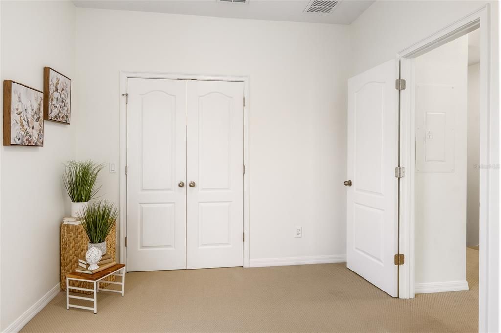 For Rent: $2,500 (3 beds, 2 baths, 1541 Square Feet)