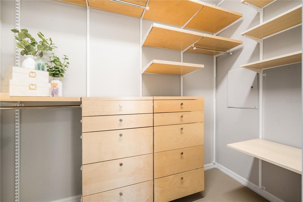 For Rent: $2,500 (3 beds, 2 baths, 1541 Square Feet)