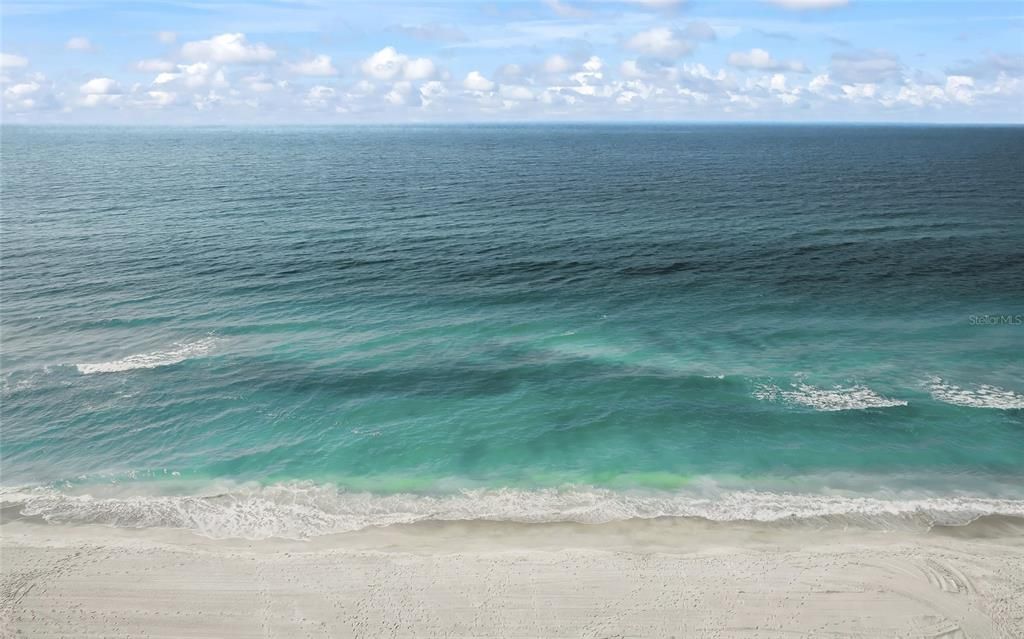 Active With Contract: $645,000 (2 beds, 2 baths, 939 Square Feet)