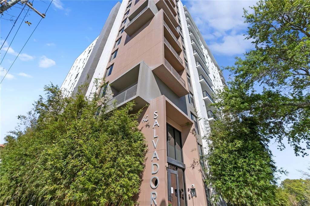 For Sale: $2,500,000 (3 beds, 3 baths, 2537 Square Feet)