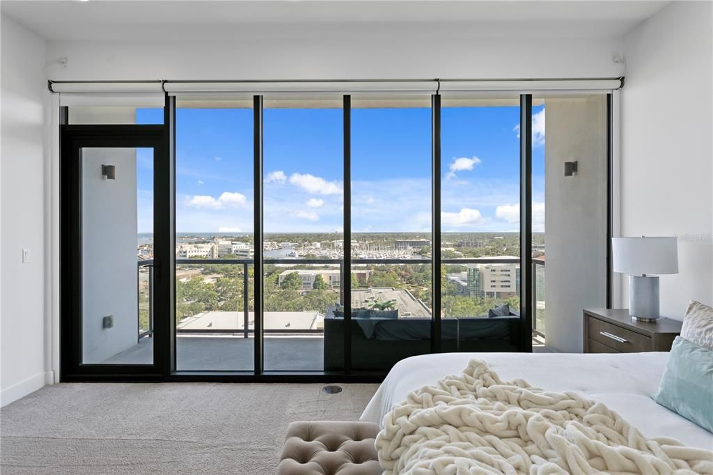 For Sale: $2,500,000 (3 beds, 3 baths, 2537 Square Feet)