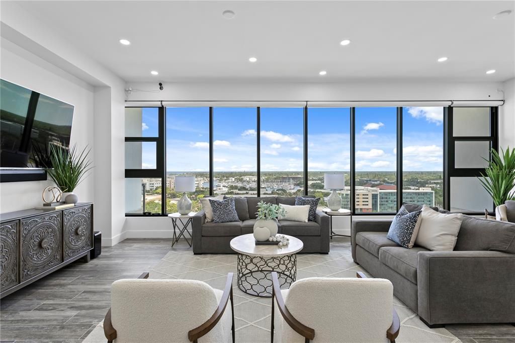 For Sale: $2,500,000 (3 beds, 3 baths, 2537 Square Feet)