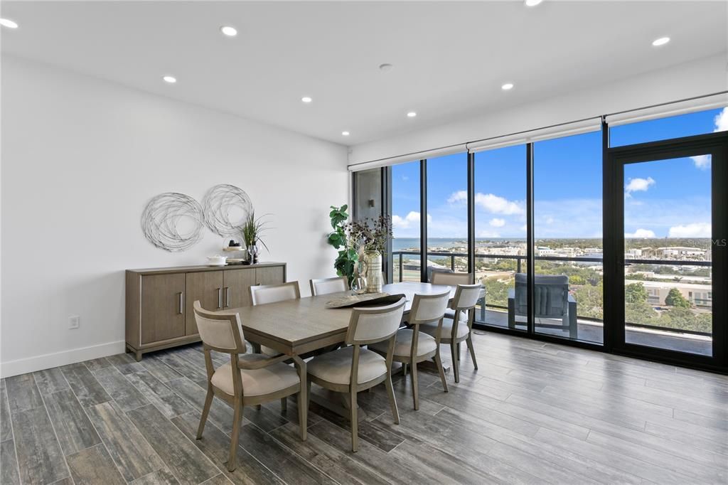 For Sale: $2,500,000 (3 beds, 3 baths, 2537 Square Feet)