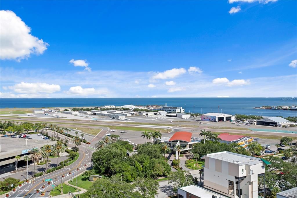 For Sale: $2,500,000 (3 beds, 3 baths, 2537 Square Feet)