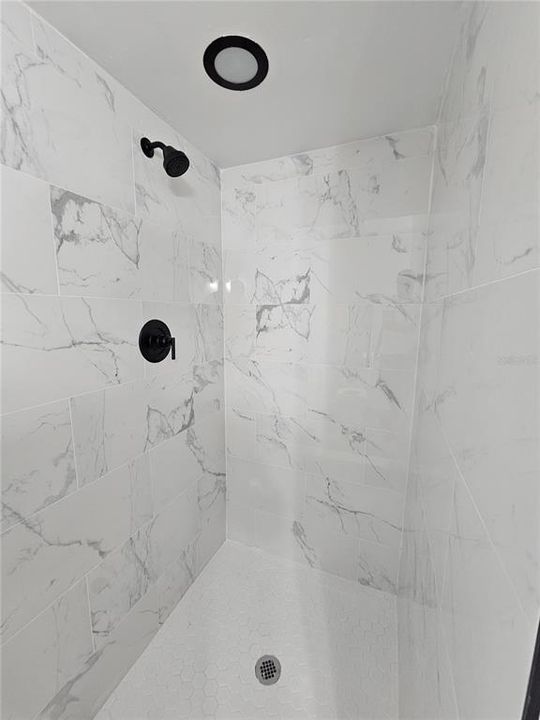 出租: $1,799 (2 贝兹, 2 浴室, 1072 平方英尺)