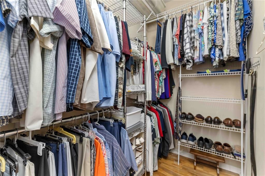 Active With Contract: $549,900 (3 beds, 2 baths, 1841 Square Feet)