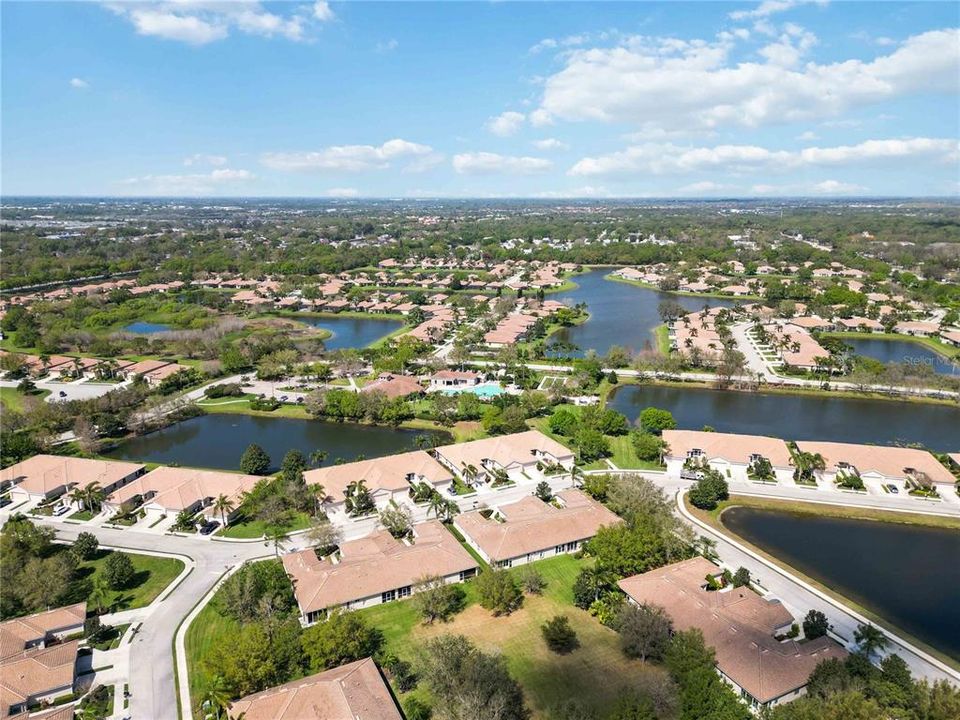 Active With Contract: $549,900 (3 beds, 2 baths, 1841 Square Feet)