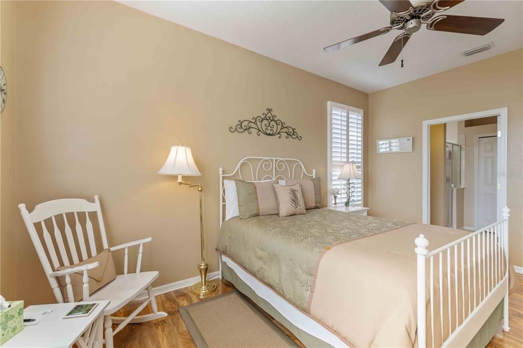 Active With Contract: $549,900 (3 beds, 2 baths, 1841 Square Feet)