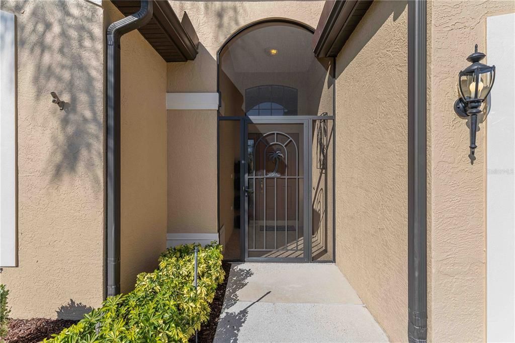 Active With Contract: $549,900 (3 beds, 2 baths, 1841 Square Feet)