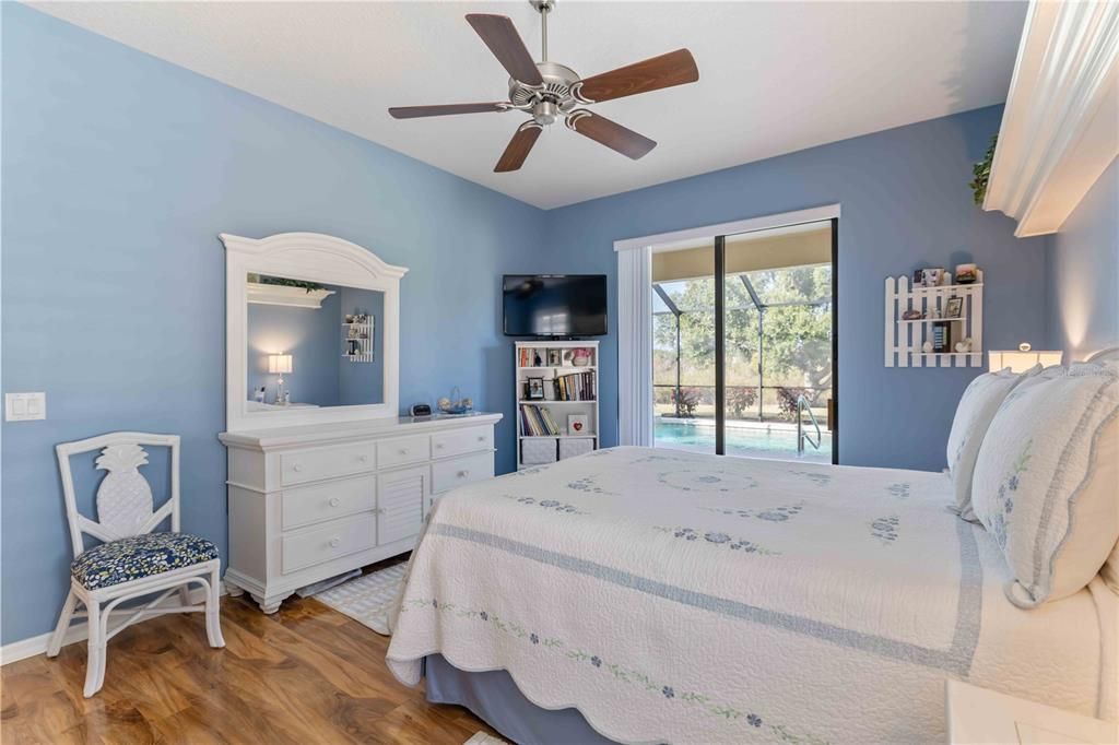 Active With Contract: $549,900 (3 beds, 2 baths, 1841 Square Feet)