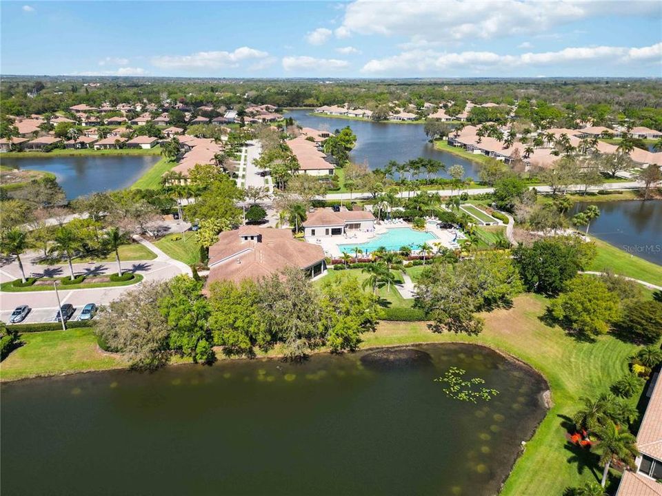 Active With Contract: $549,900 (3 beds, 2 baths, 1841 Square Feet)