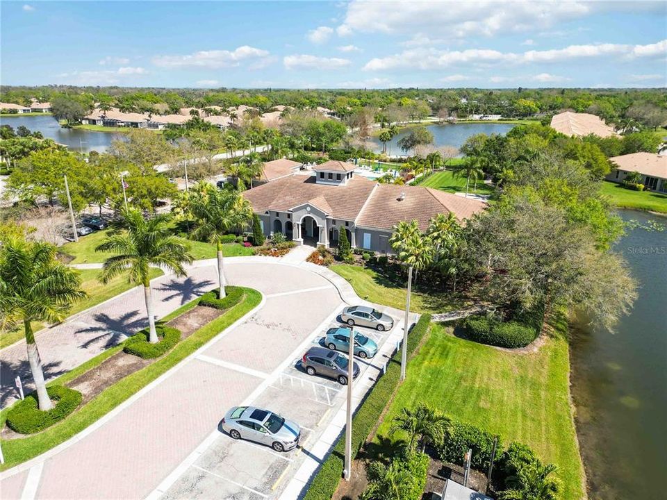 Active With Contract: $549,900 (3 beds, 2 baths, 1841 Square Feet)