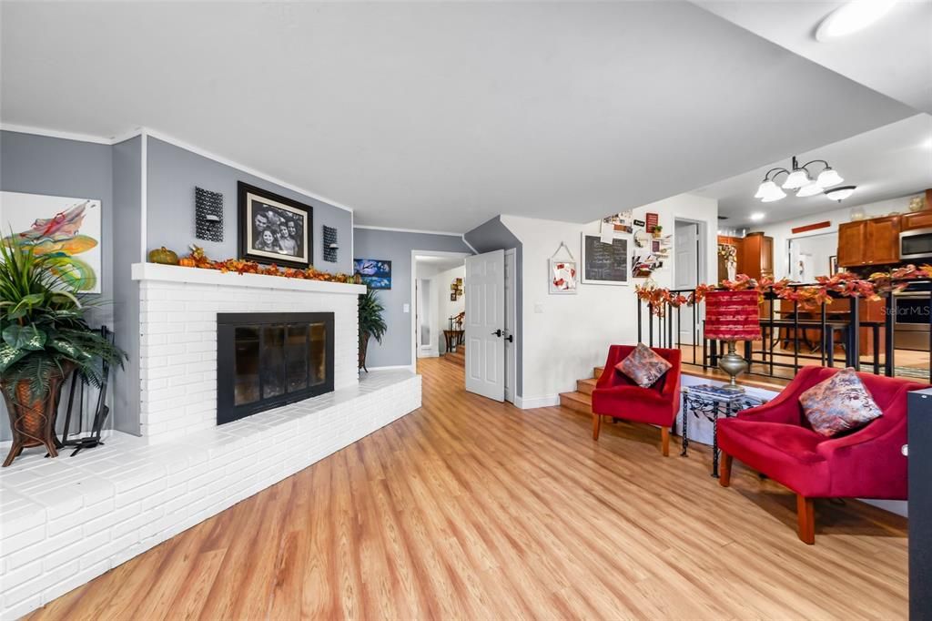 For Rent: $3,825 (5 beds, 3 baths, 3238 Square Feet)