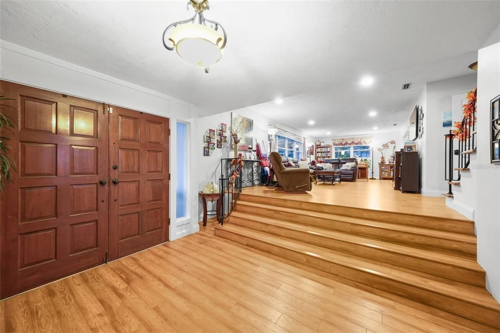 For Rent: $3,825 (5 beds, 3 baths, 3238 Square Feet)