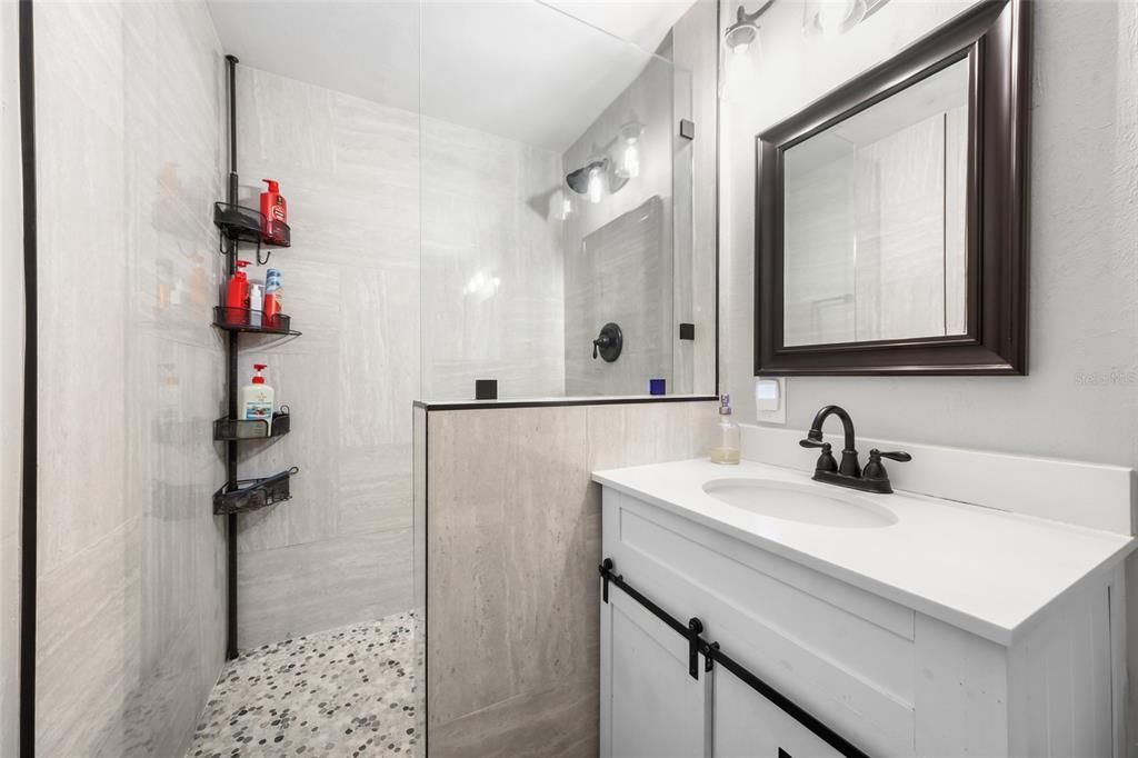 For Rent: $3,825 (5 beds, 3 baths, 3238 Square Feet)