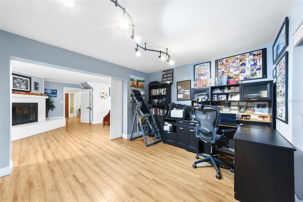 For Rent: $3,825 (5 beds, 3 baths, 3238 Square Feet)