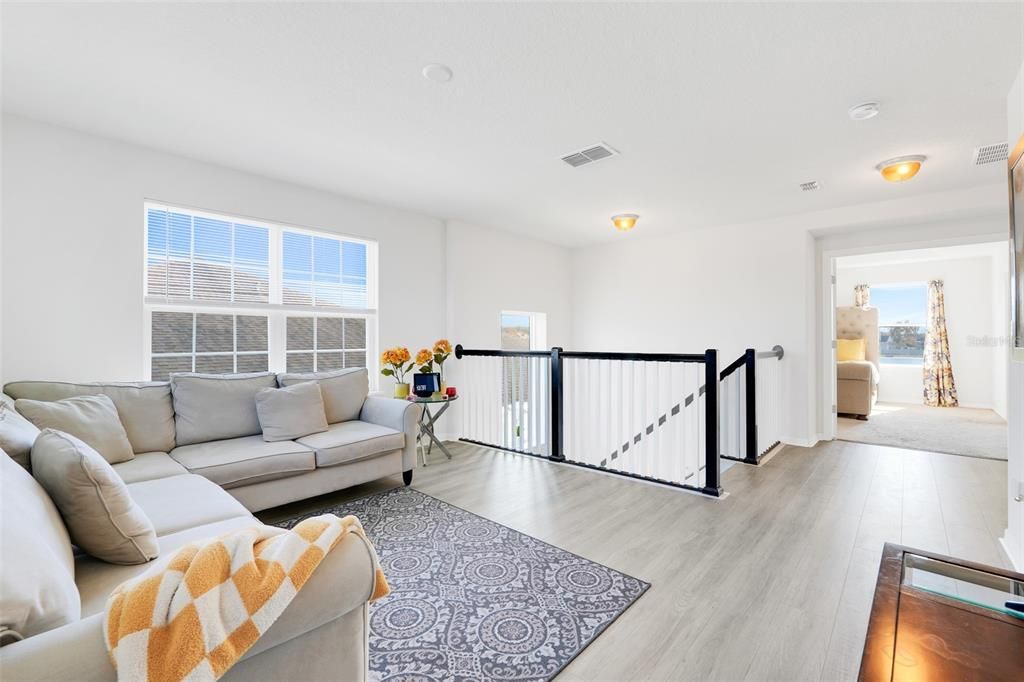 待售: $550,000 (4 贝兹, 3 浴室, 2628 平方英尺)