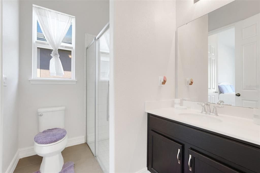 待售: $550,000 (4 贝兹, 3 浴室, 2628 平方英尺)