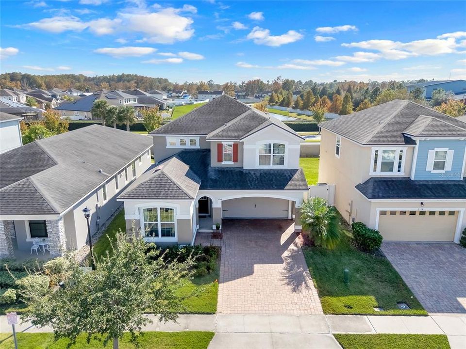 待售: $550,000 (4 贝兹, 3 浴室, 2628 平方英尺)