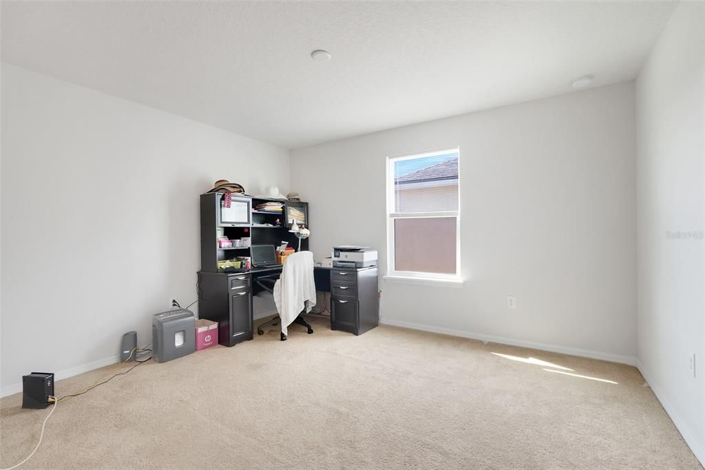 待售: $550,000 (4 贝兹, 3 浴室, 2628 平方英尺)